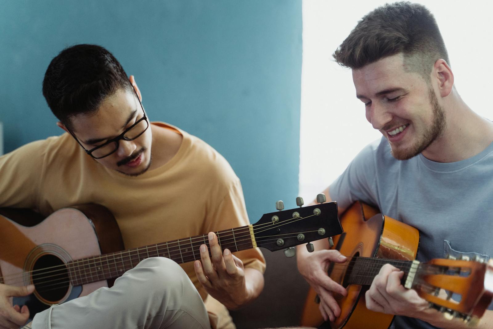 San Leandro Acoustic Musicians (SLAM) at Arts and Crafts